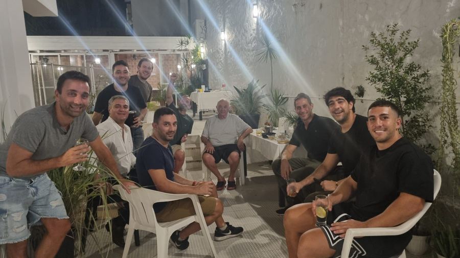 Los amigos de Alfredo Terraf reunidos